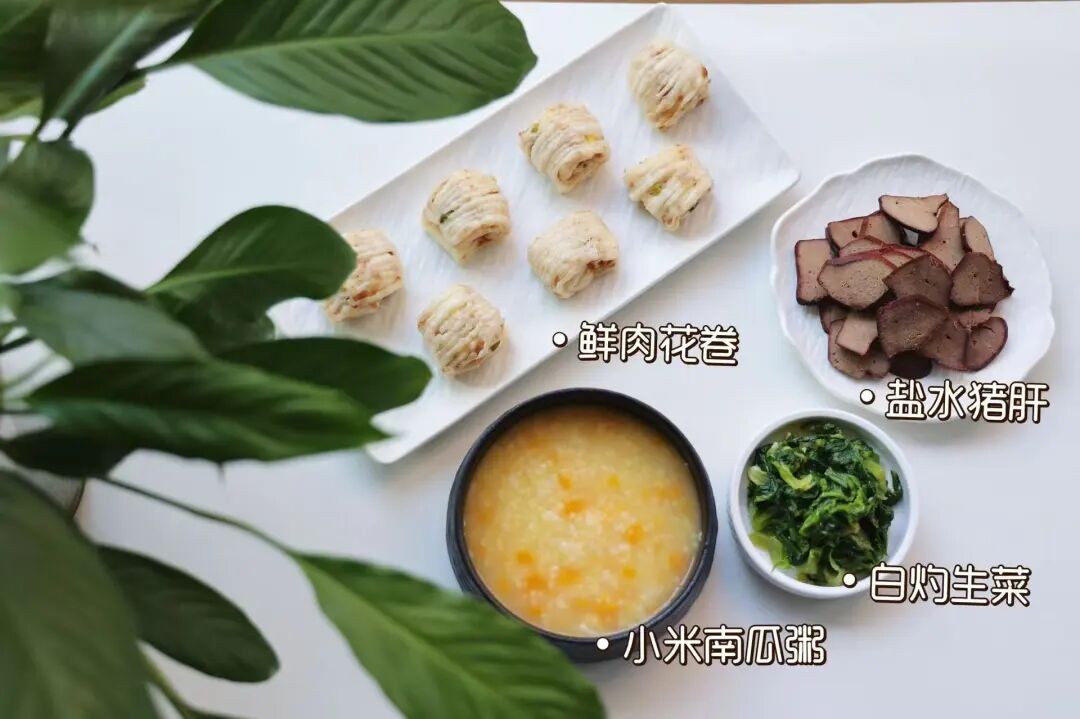 幼儿园用餐场景